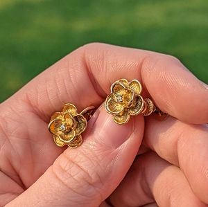 Vintage Gold Filled Flower Screw On Earrings